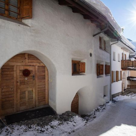Chasa Curasch Apartment Scuol Luaran gambar